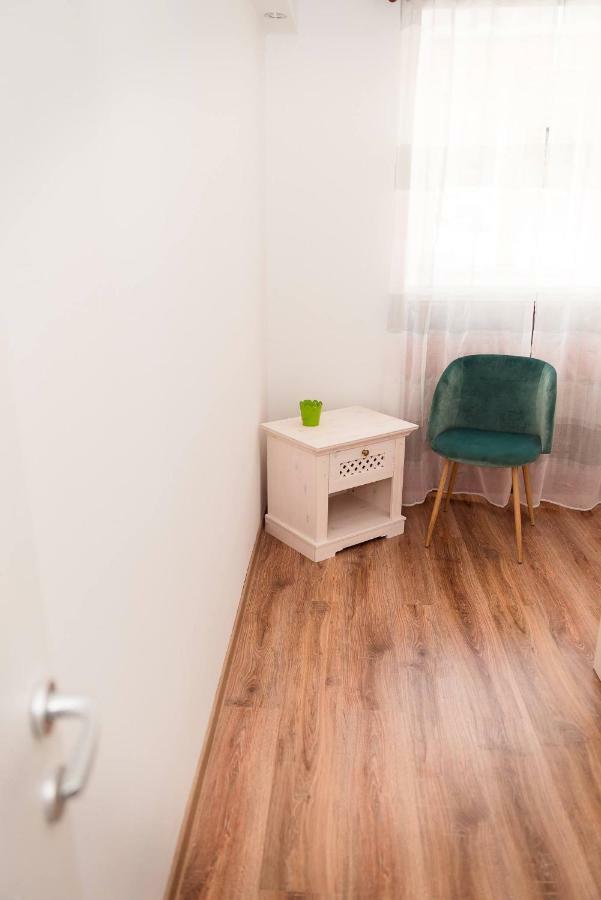 Apartament ★ 2 Minute Walk From The Bridge Of Lies ★ Sybin Zewnętrze zdjęcie